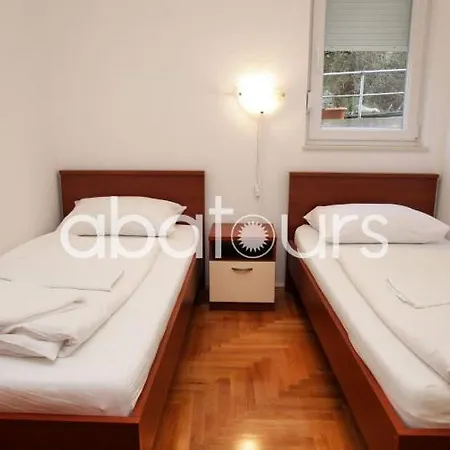 Aba 2 Apartment *